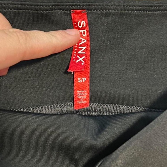 SPANX Faux Leather Leggings Black | High-Waisted | Size Small - Picture 5 of 5